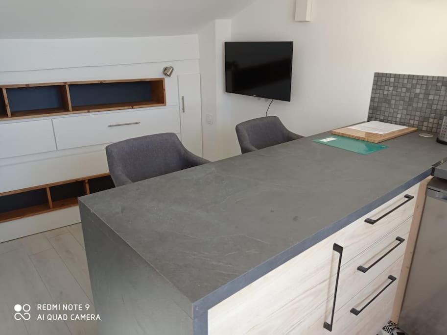 Avignon Hyper Centre:Studio Cosy Et Calme Dış mekan fotoğraf
